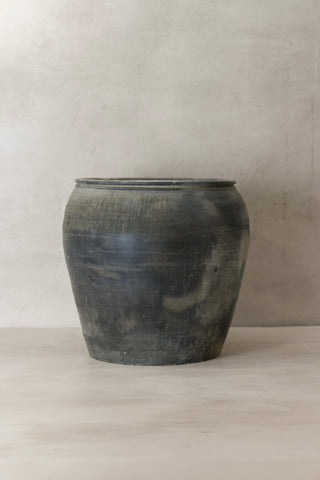 Vintage Dark Pot - No 76