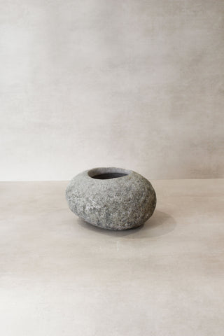 River Stone Planter Pot No8
