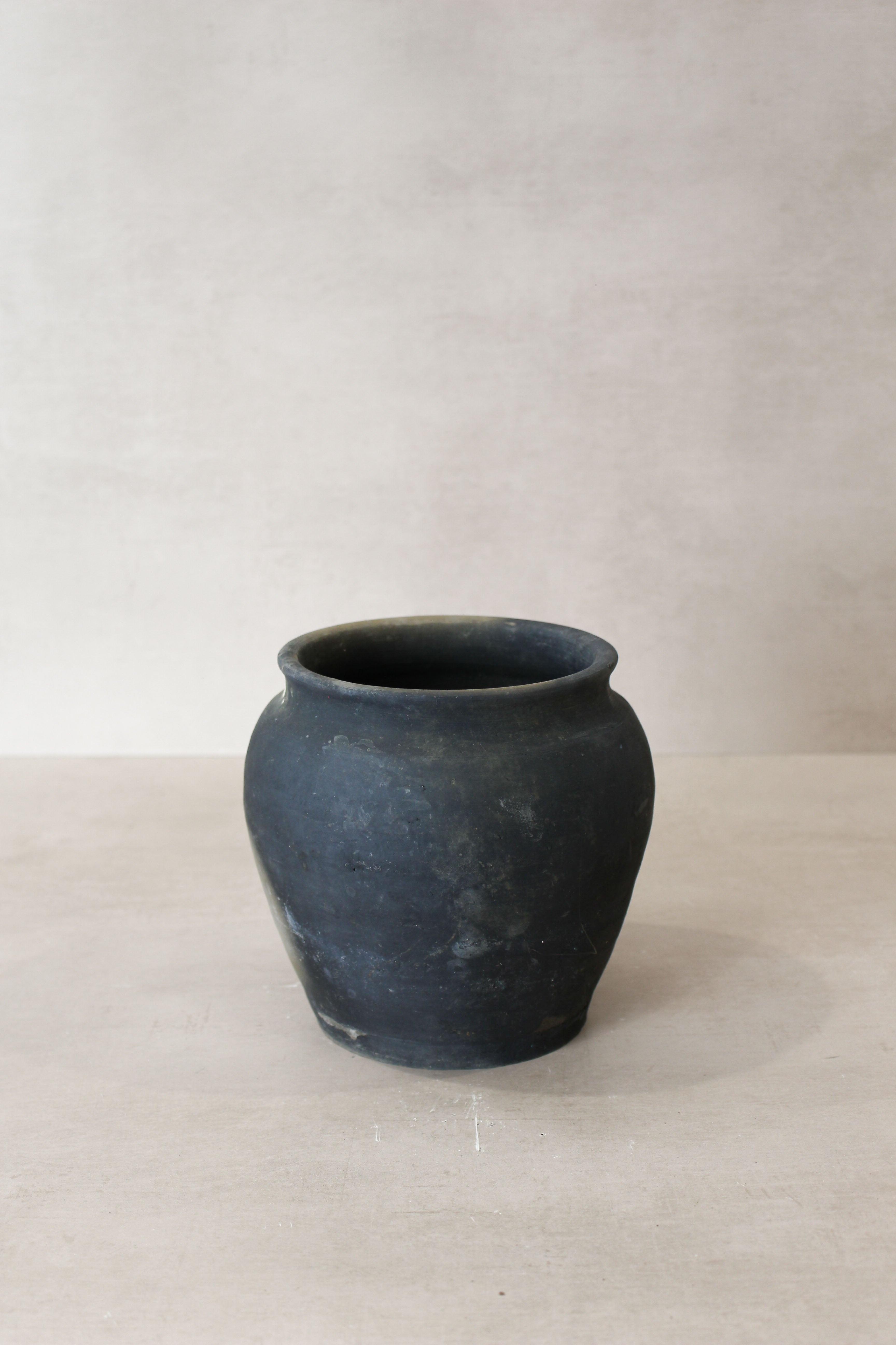 Vintage Dark Pot n° 49