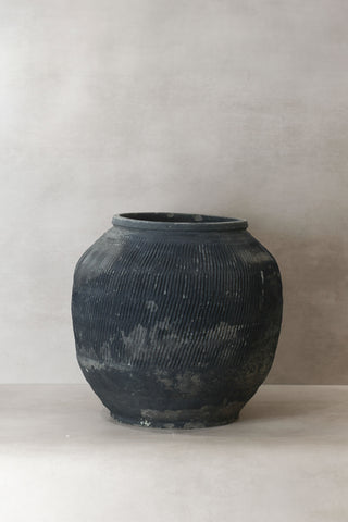 Vintage Textured Grey Pot - VT08