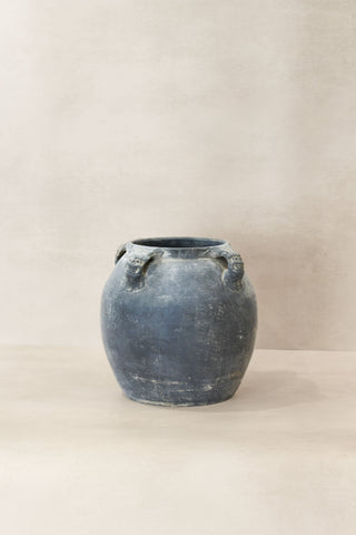 Vintage Lion Ears Dark Pot - De04