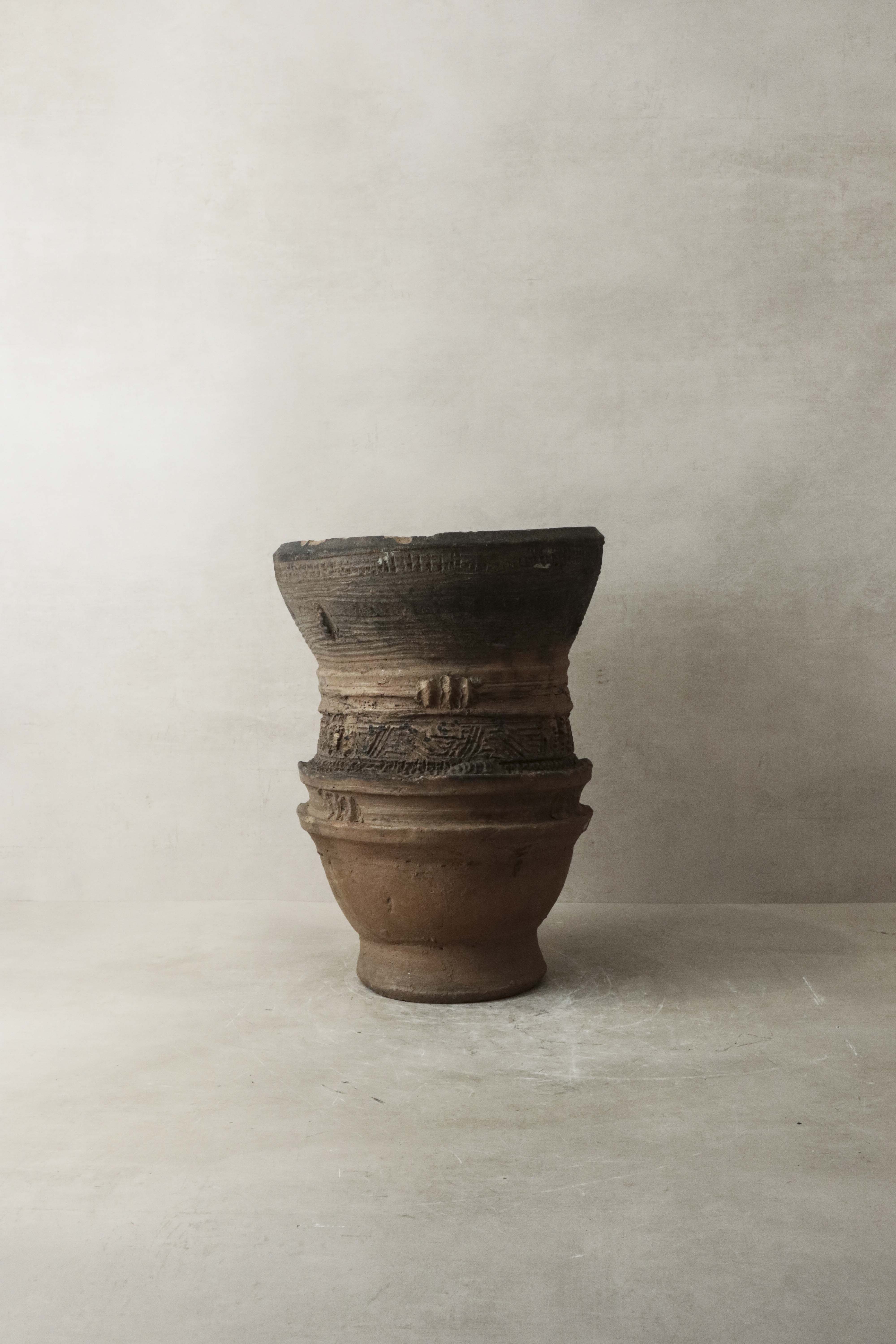 Vintage Nupe Water Pot Stand - 4.2