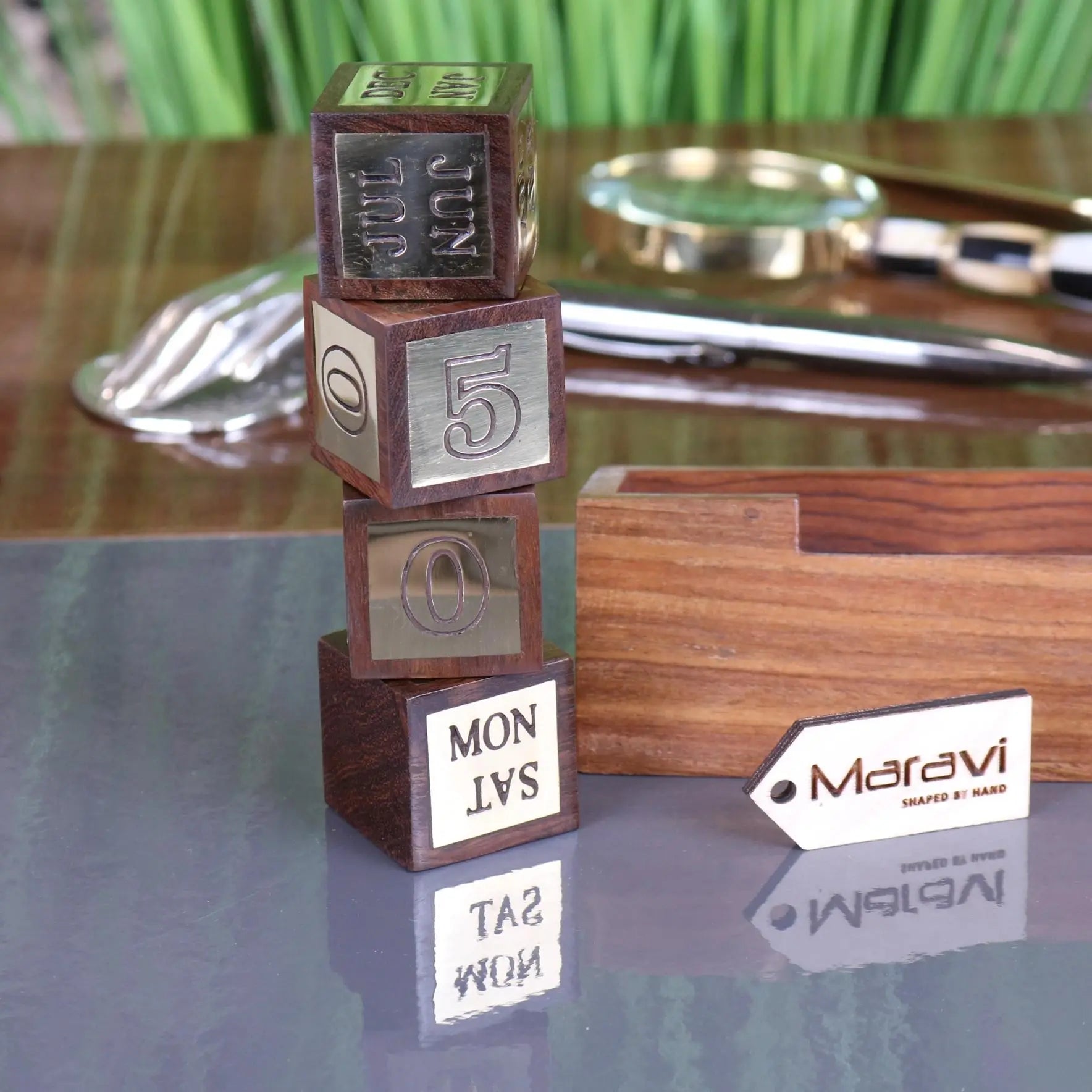 Masan Wooden Desk Calendar and Clock