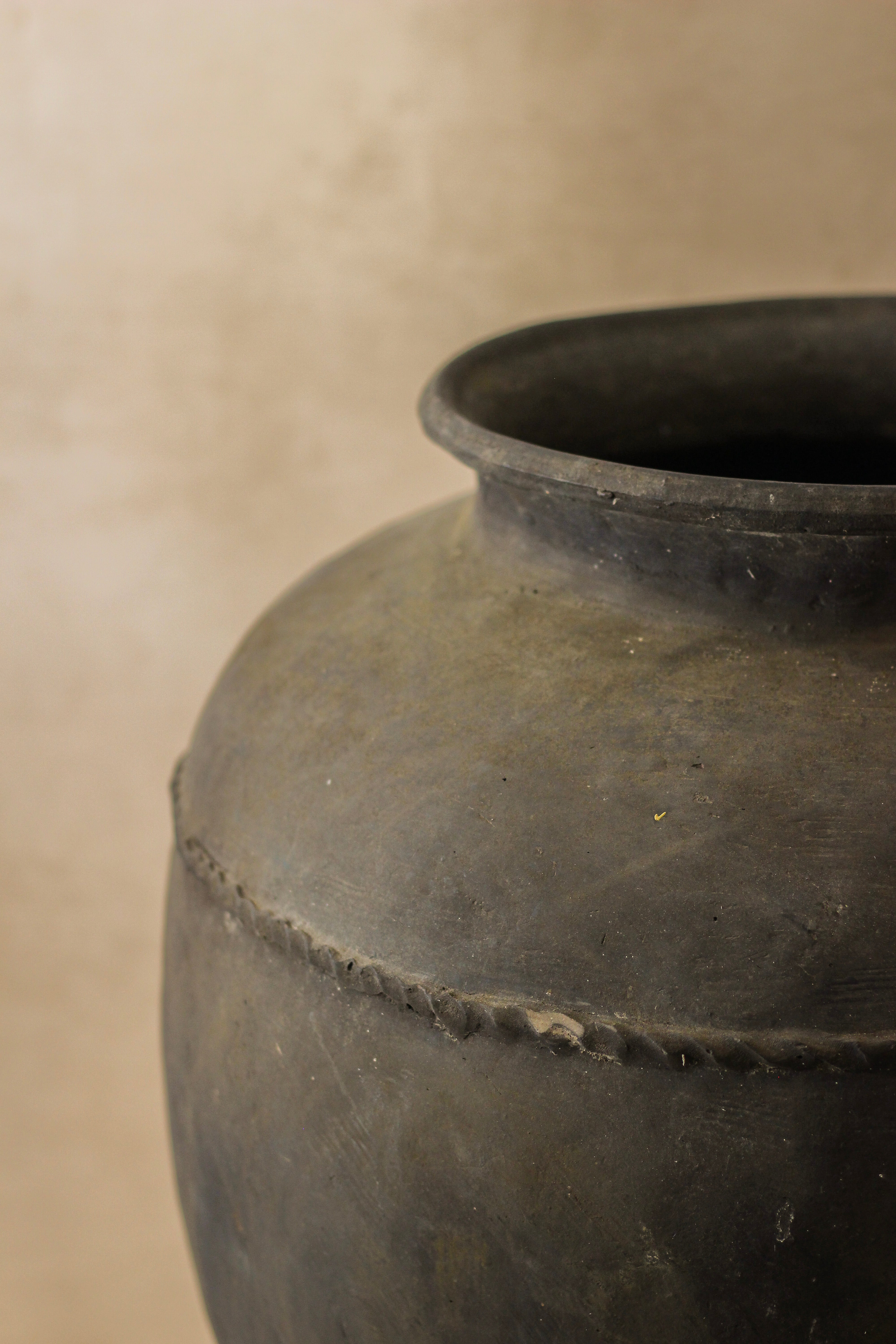 Vintage Black Asian Pots - VB01