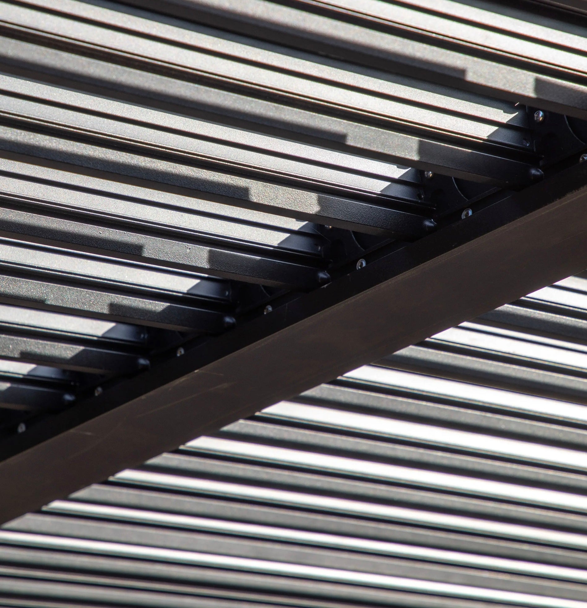 Luxury Pergola - Black