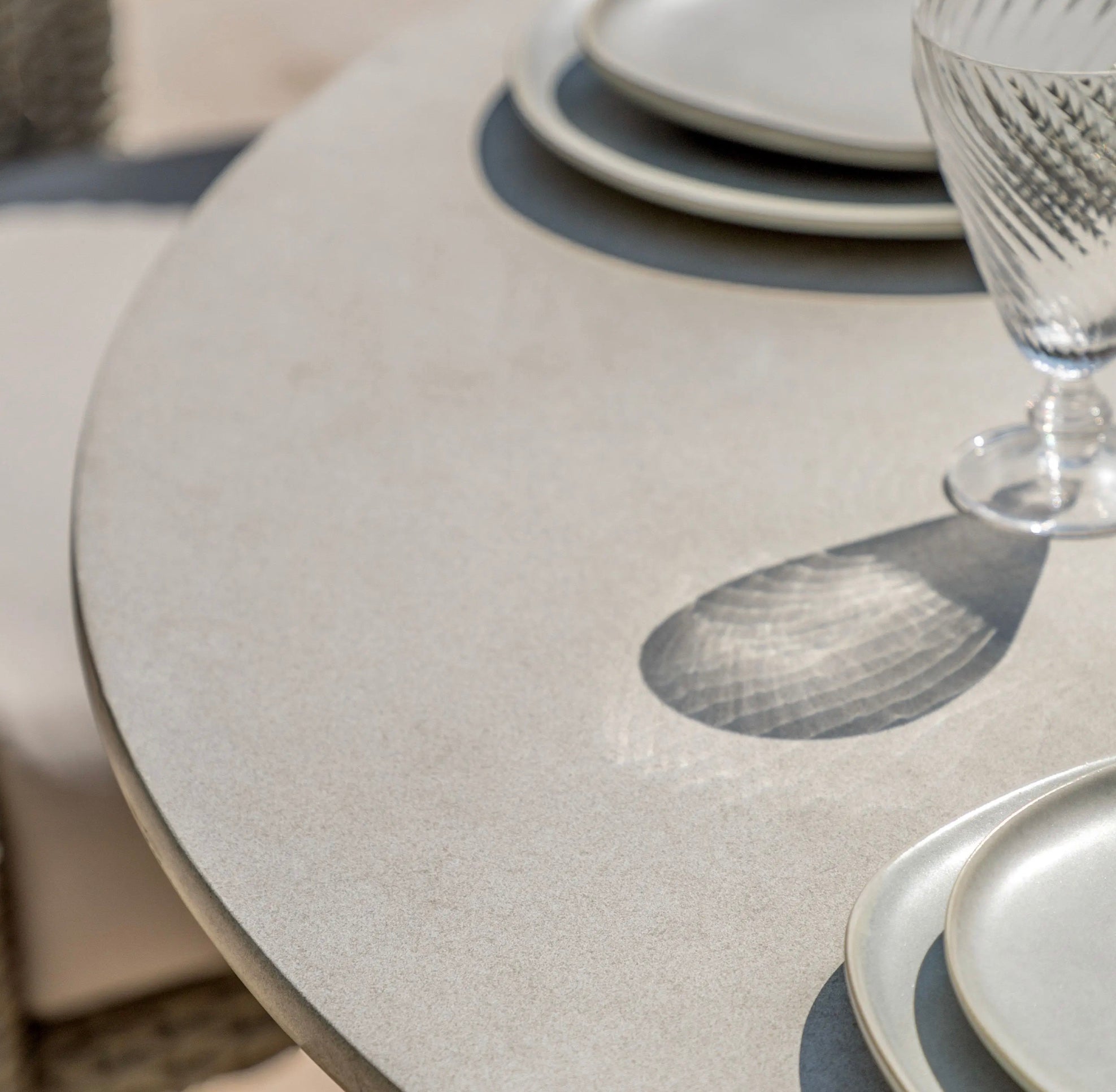 Alva Round Outdoor Table