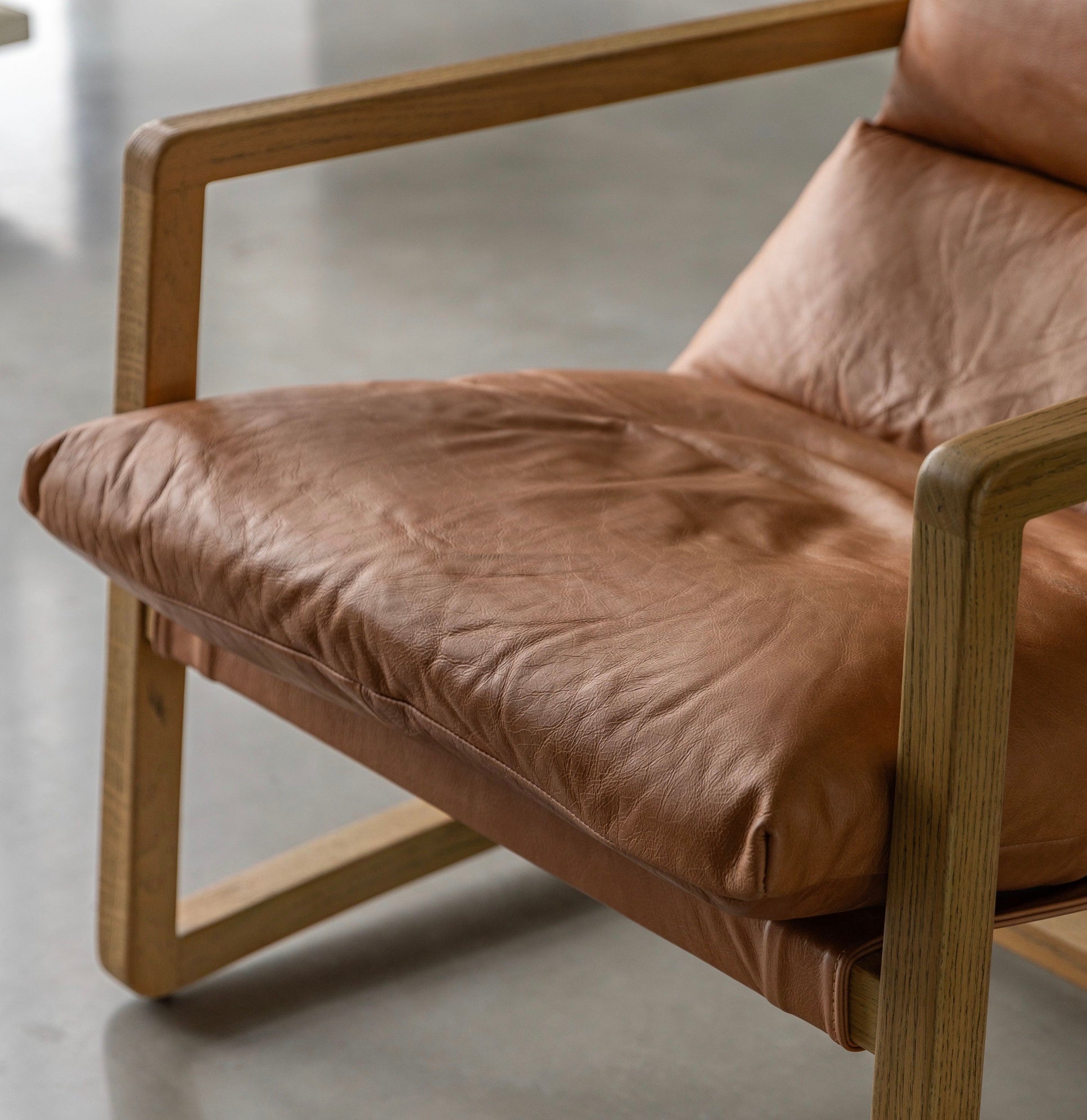 Buriza Arm Chair - Vintage Leather