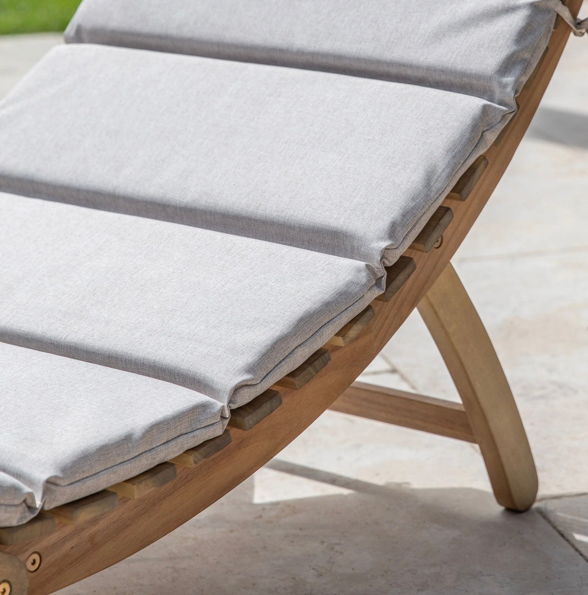 Alazzo Foldable Sunlounger