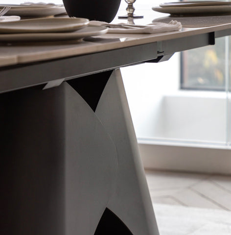 Brezzo Extendable Dining Table