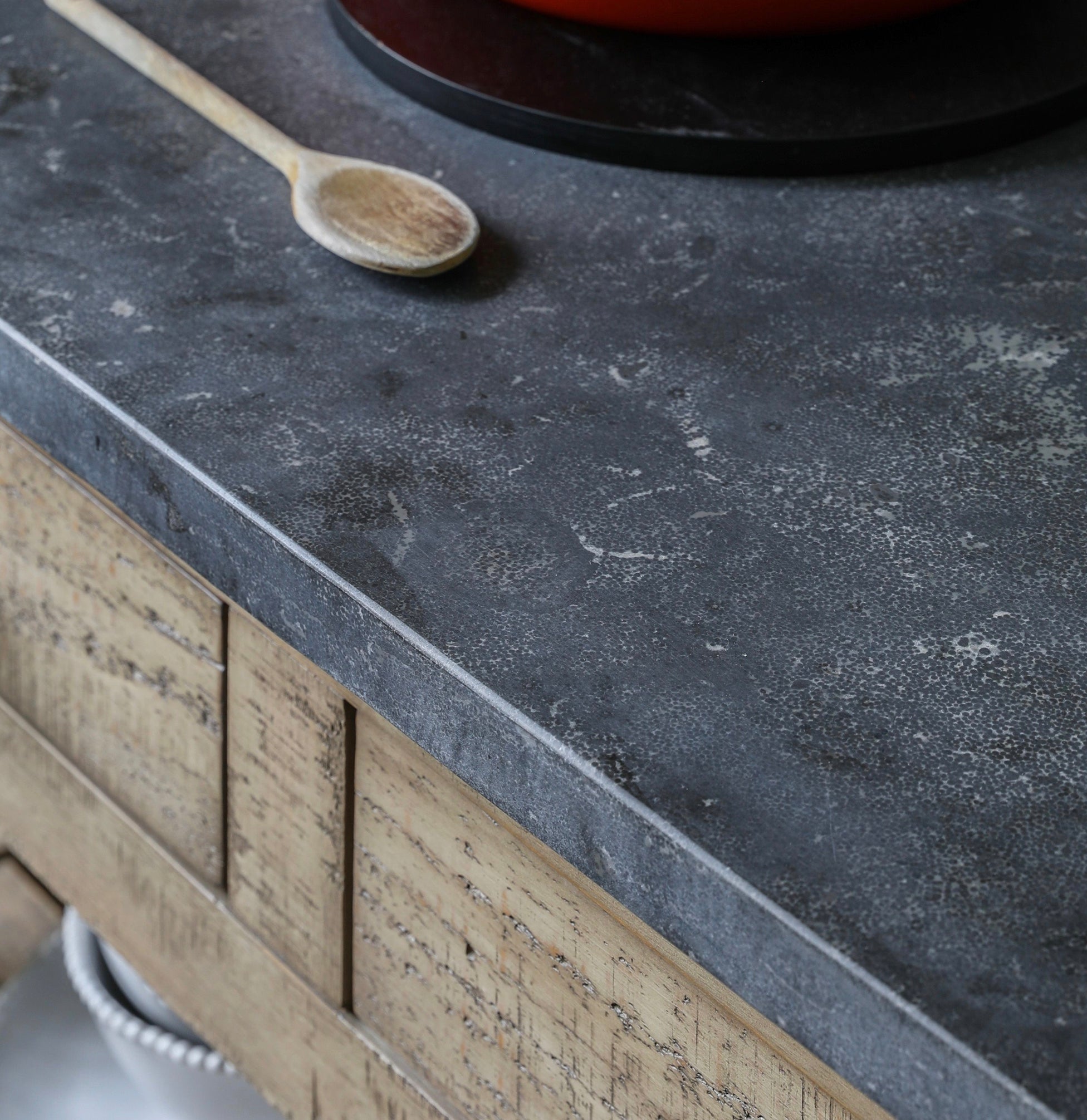 The Small Manor kitchen Island unit