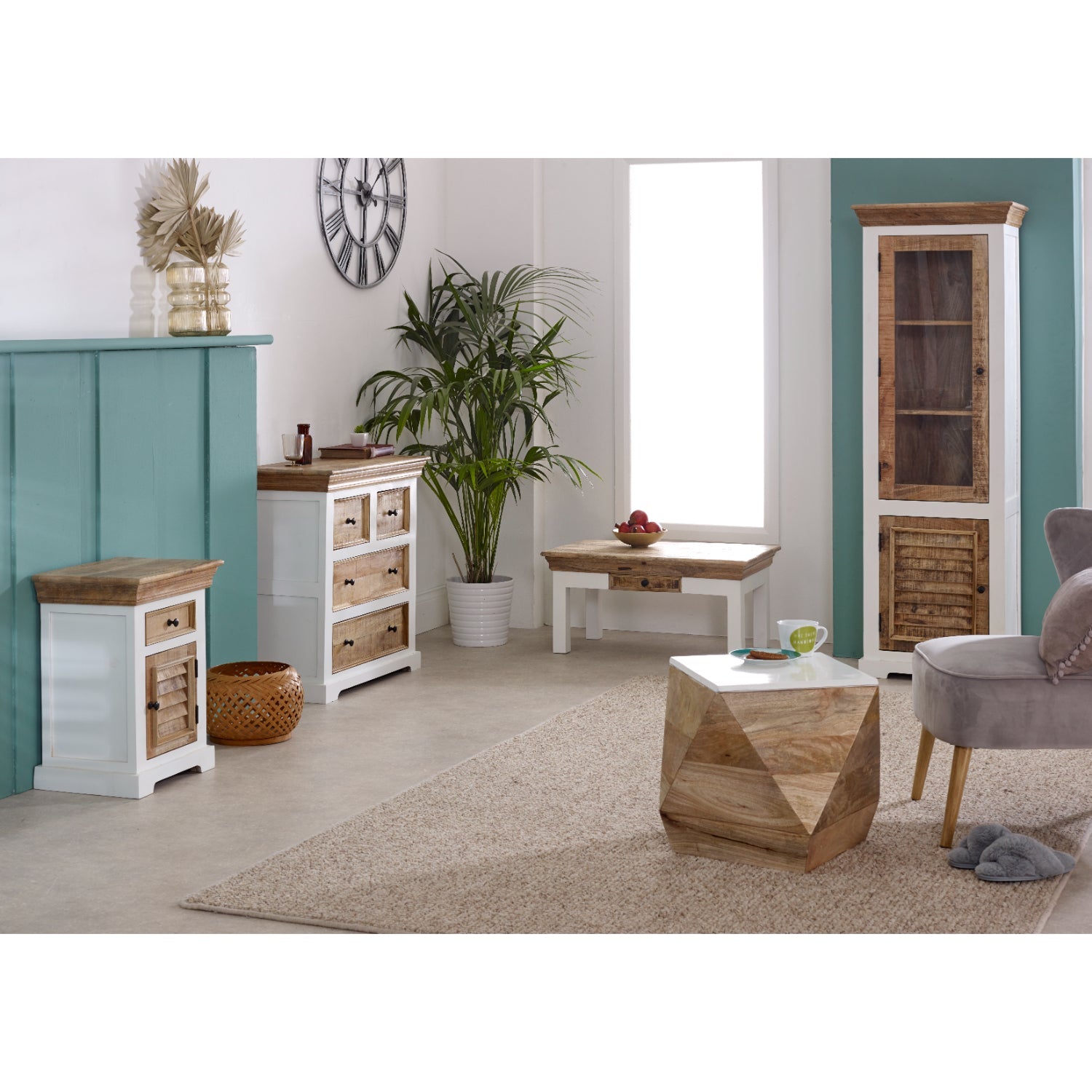 Bianco Solid Mango Wood White Chest Of 4 Drawers
