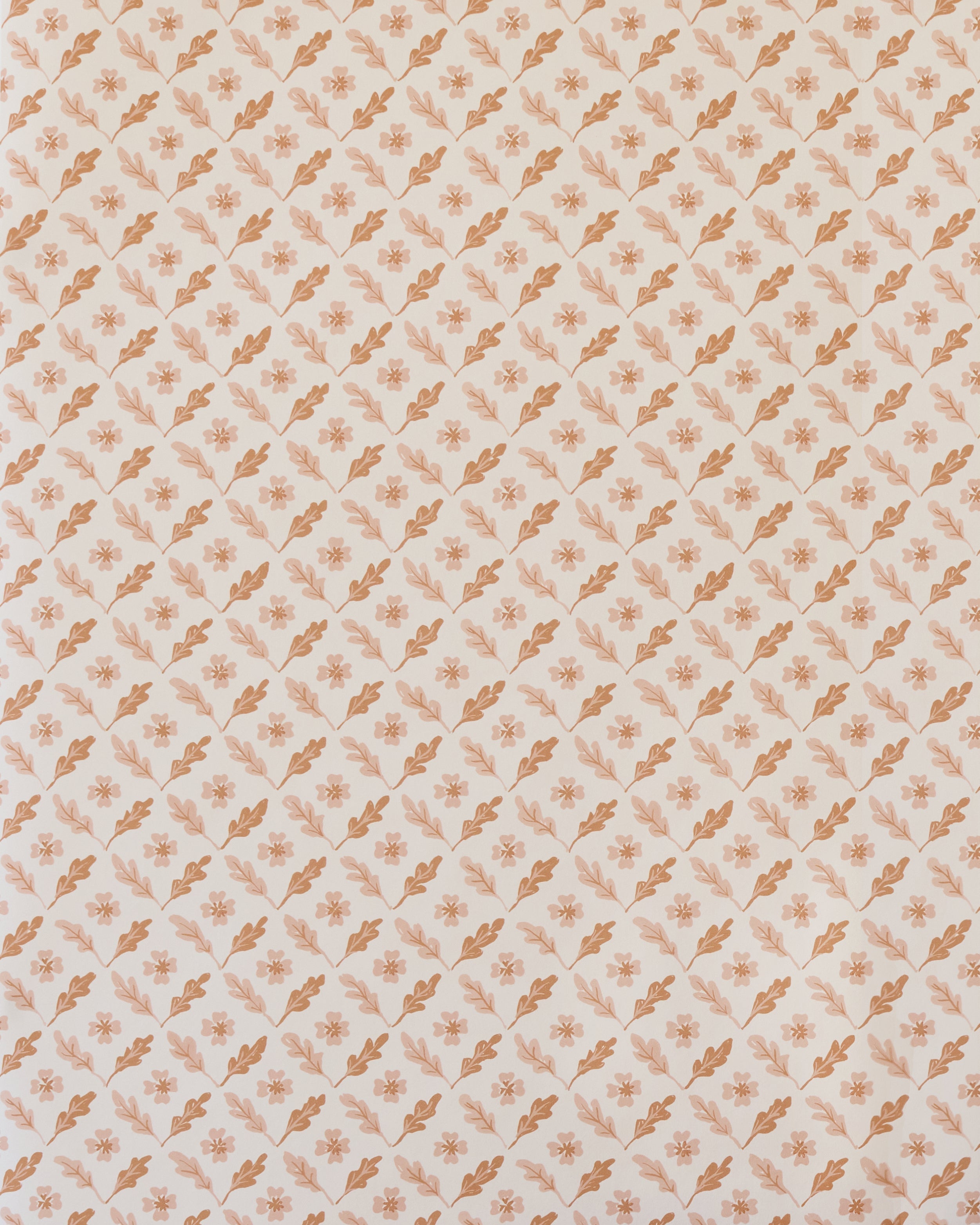 Oxalis Oak wallpaper - toffee