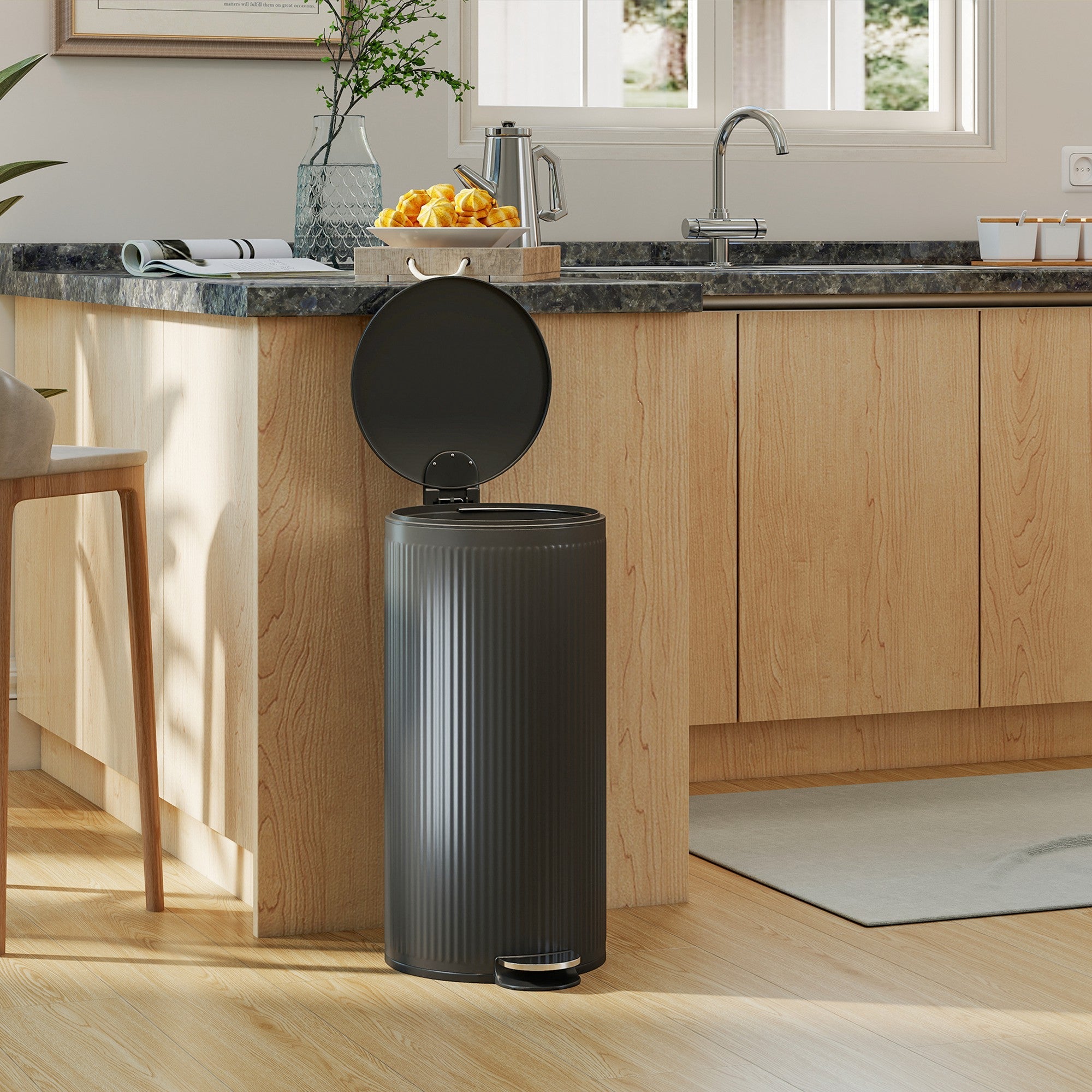 HOMCOM 30 Litre Pedal Kitchen Bin with Soft Close and Stay Open Lid, Rubbish Bin with Removable Inner Bucket for Kitchen, Office, Home, Black