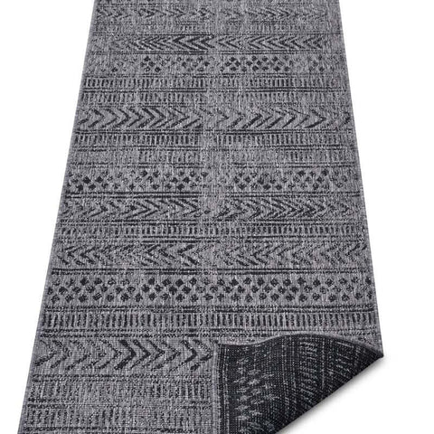 Reversible Geometric Indoor-Outdoor Flatweave Rug