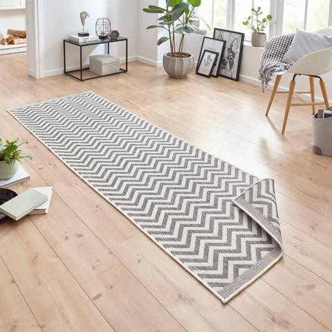 Palma Reversible Indoor-Outdoor Rug Chevron Design