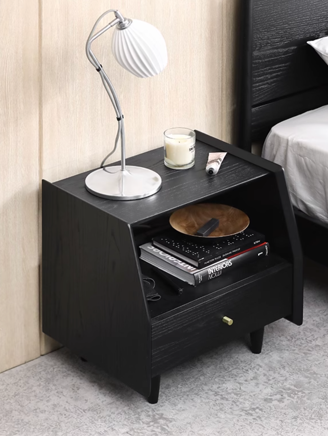 Devin Bedside Table, Solid Wood｜ DC Concept