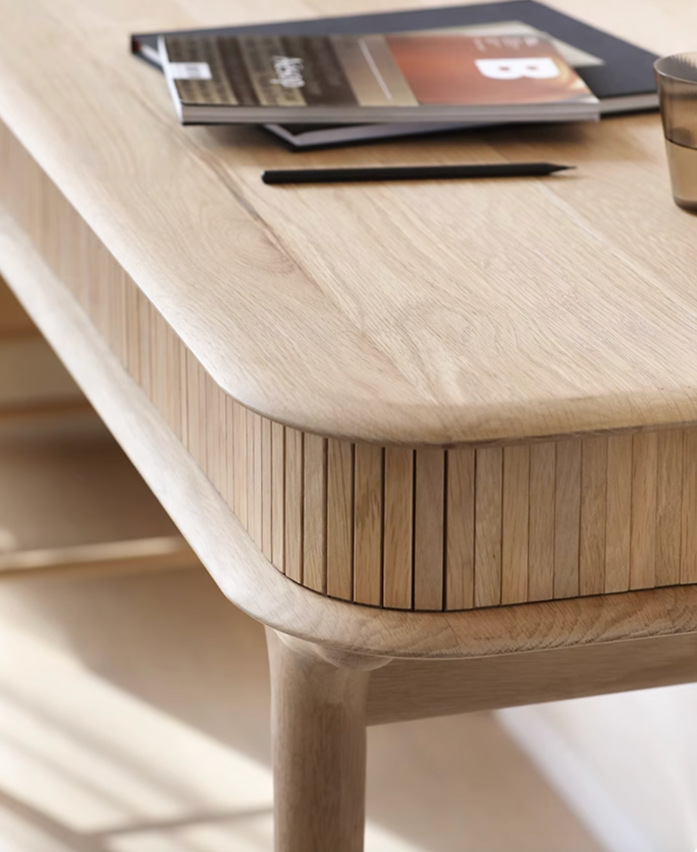 Hermosa E10 Office Desk｜ DC Concept