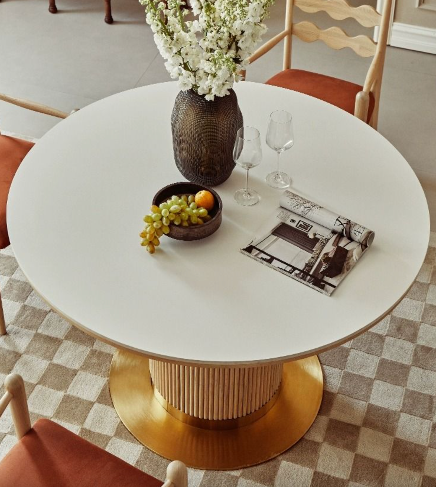 Bek Round Dining Table, White｜ DC Concept