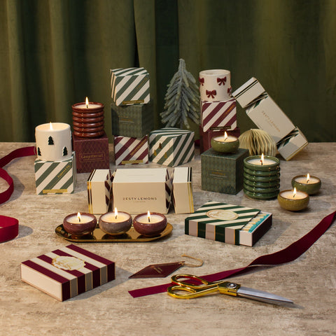Under the Tree: Burgundy Bow Candle - Spiced Clementine