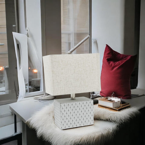20CM TABLE LAMP AND SHADE