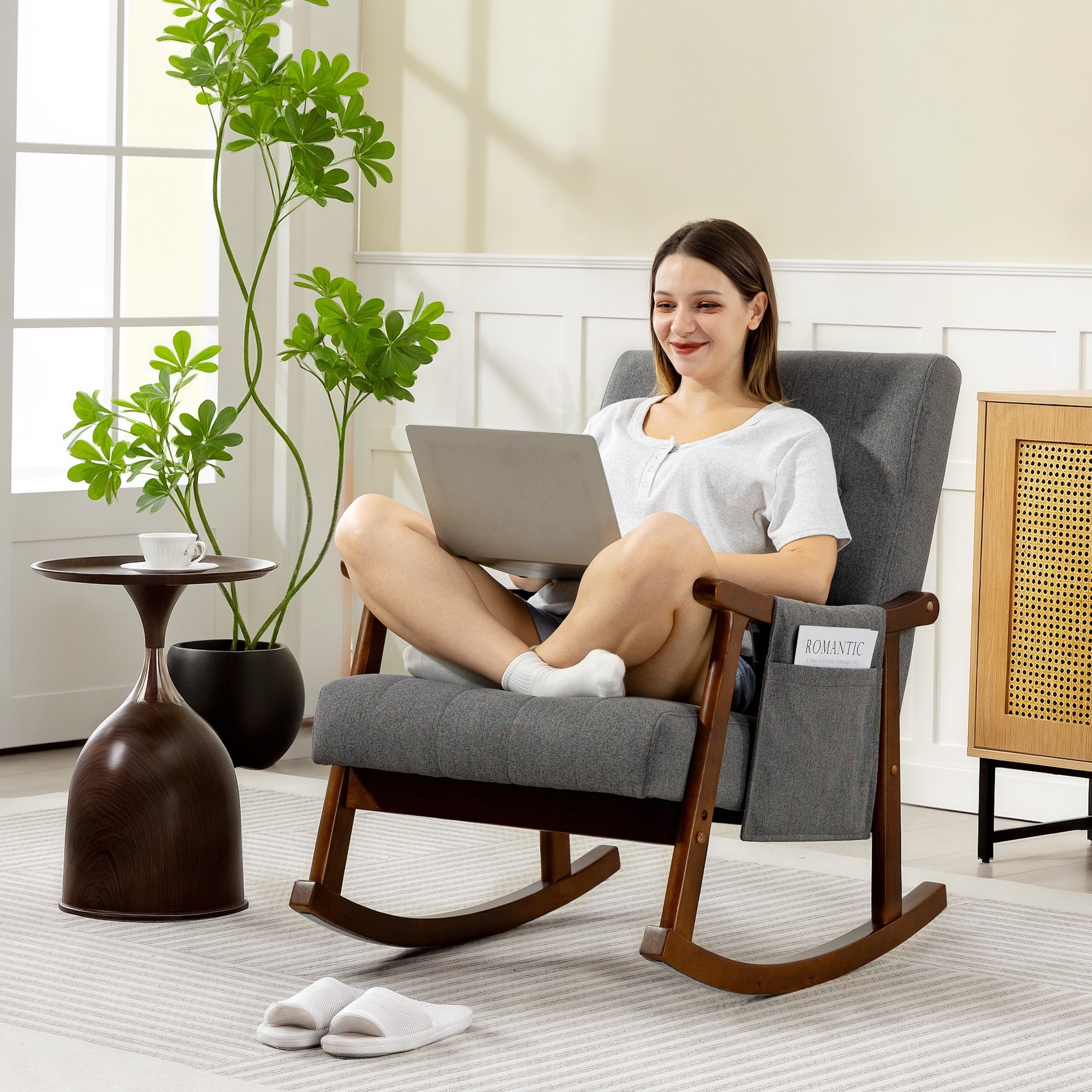 HOMCOM Wood Frame Rocking Accent Chair - Grey