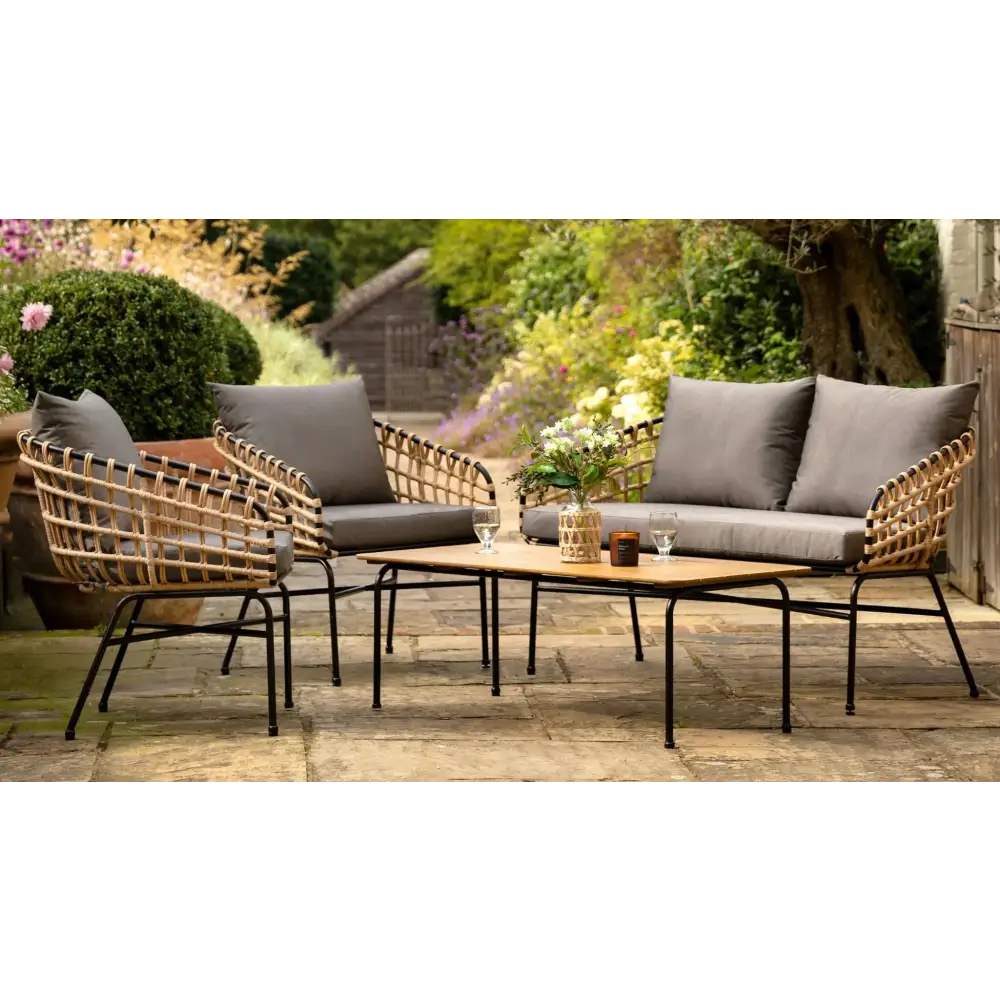 Antigua Lounge Set - outdoor table and chairs