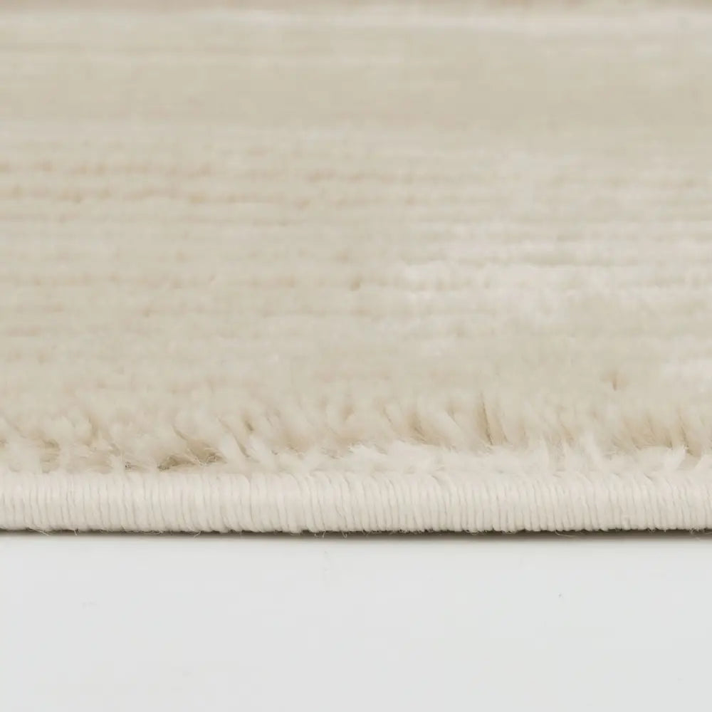 Aura Collection Rug Pearl in Cream - Rugs