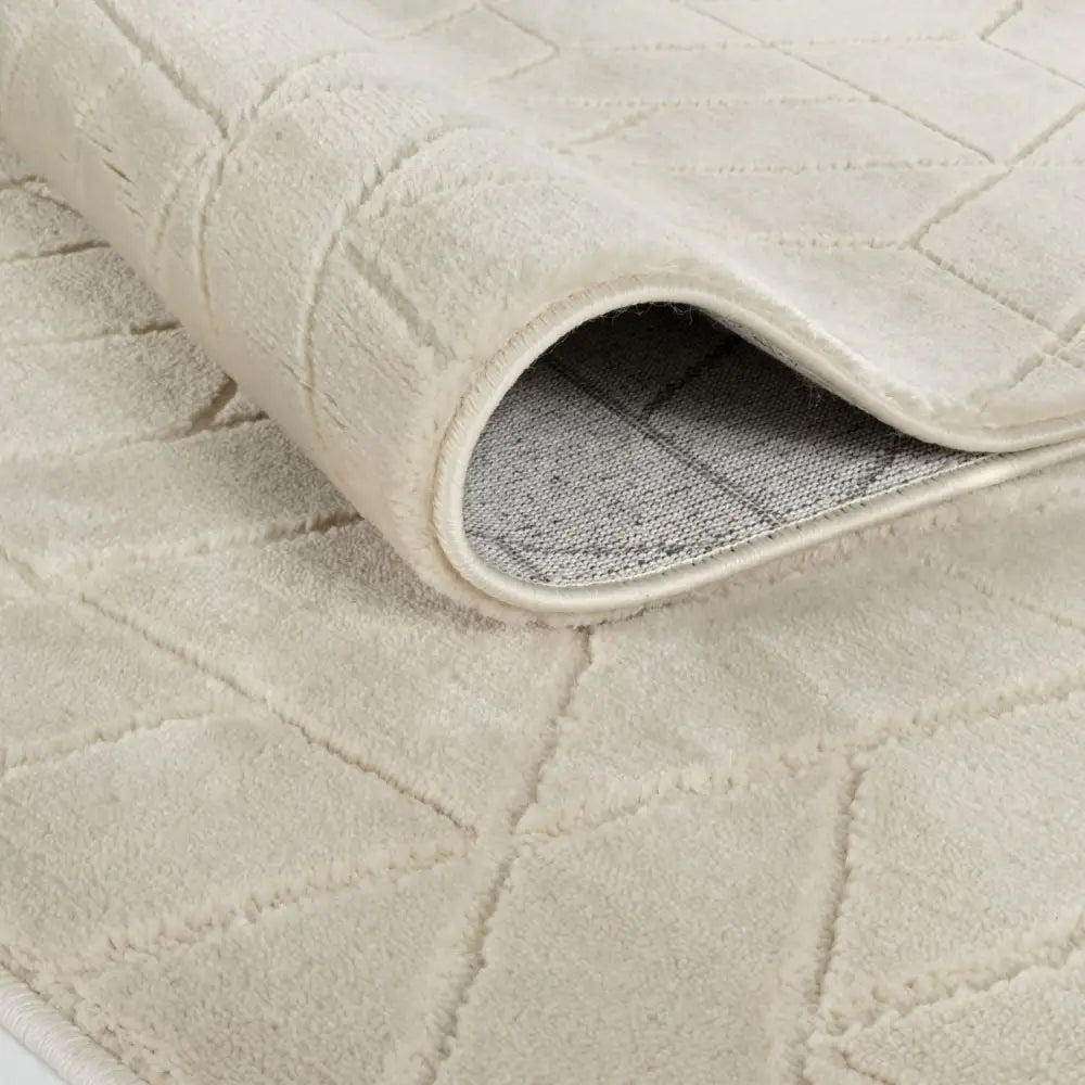 Aura Collection Rug Zenith in Cream - Rugs