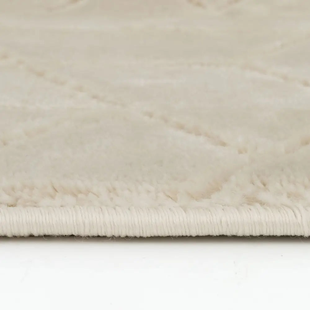 Aura Collection Rug Zenith in Cream - Rugs