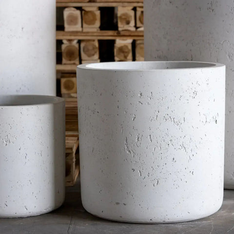 Aurella | White Mist – 20cm Medium Concrete Cylinder Planter – 4L Round Plant Pot