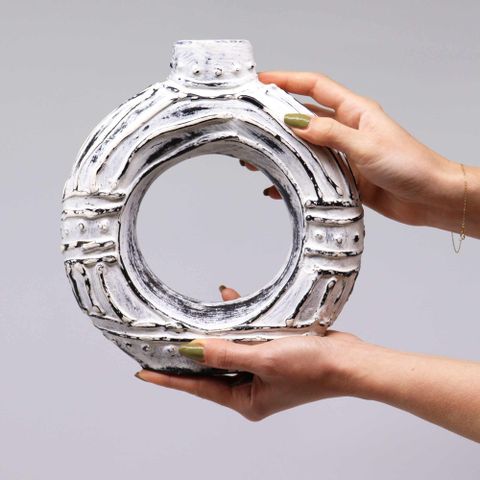 Round Donut Shaped Dry Flowers Vase - Cream 23cm