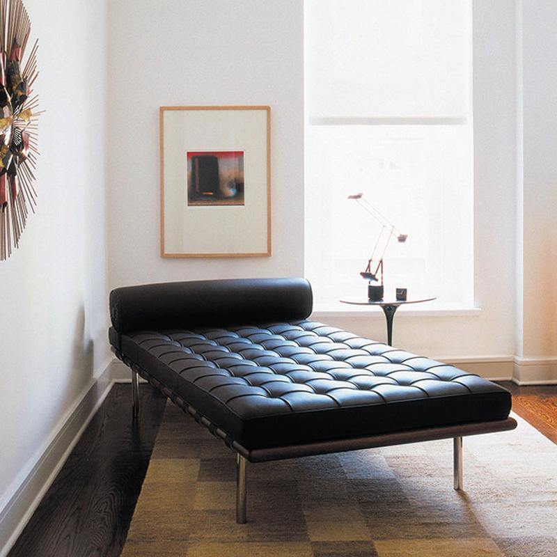 Barcelona Style Daybed, White Leather, Wood Frame