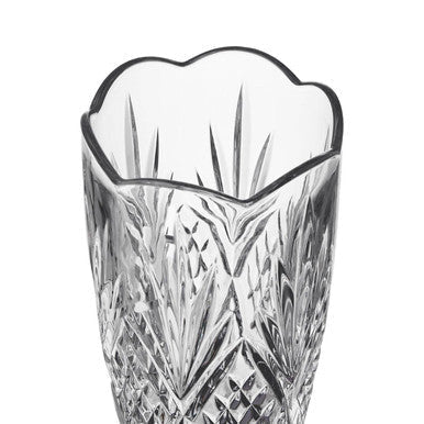 Beaufort crystal scalloped vase clear crystal with intricate cut glass patterns and elegant scalloped rim