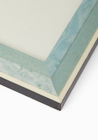 A light blue wood grain photo frame with cream inner border and black outer edge perfect for 6x4 photos