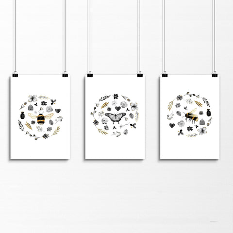 Bee wall hanging | Set of 3 pictures for entryway