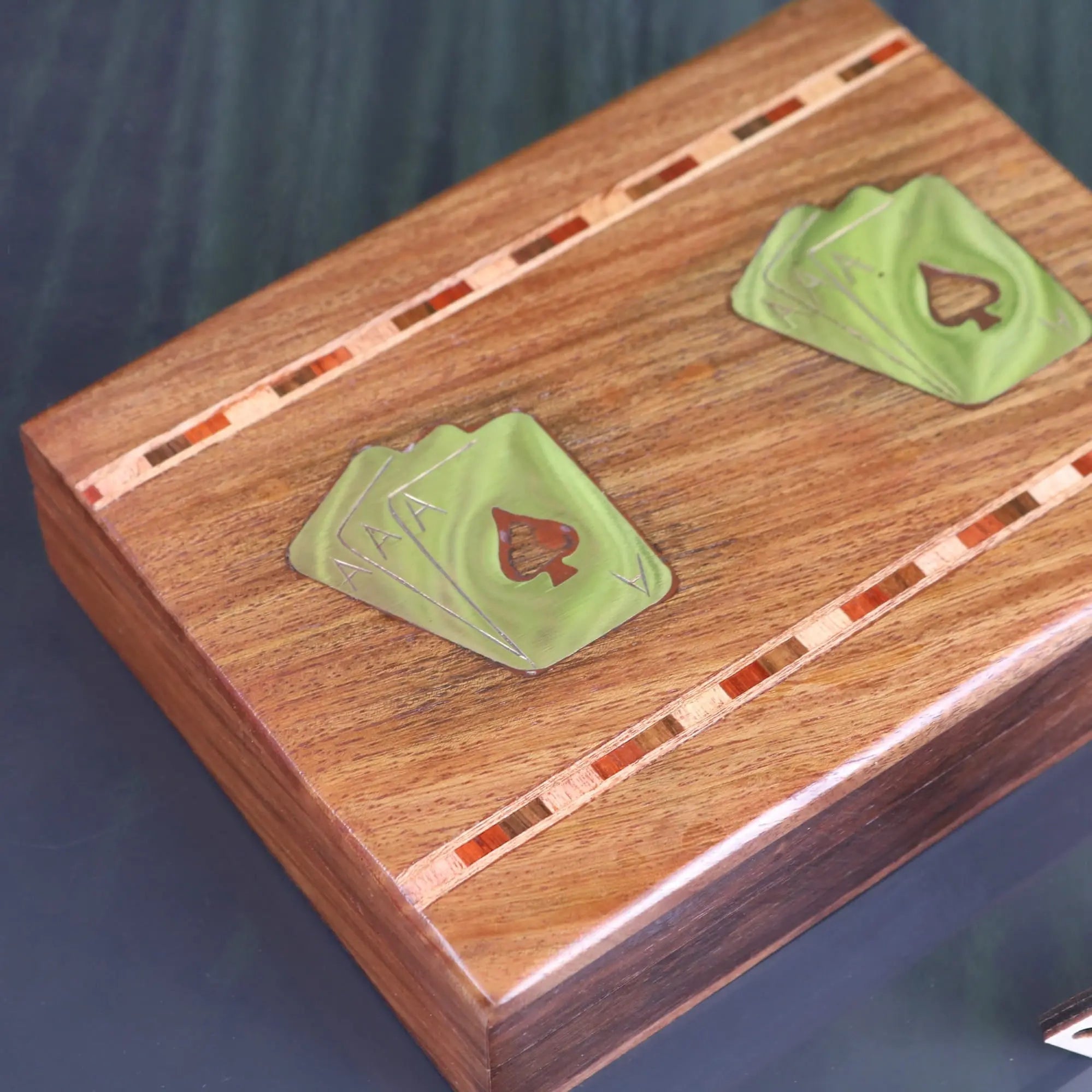 Begunia double wooden playing card box with inlaid green playing cards and decorative striped wooden card box design