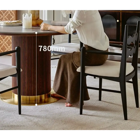 Bek Round Dining Table, Brown｜ DC Concept