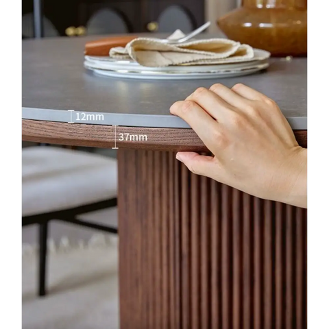 Bek Round Dining Table, Brown｜ DC Concept