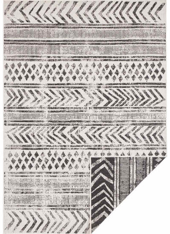 Reversible Geometric Indoor-Outdoor Flatweave Rug