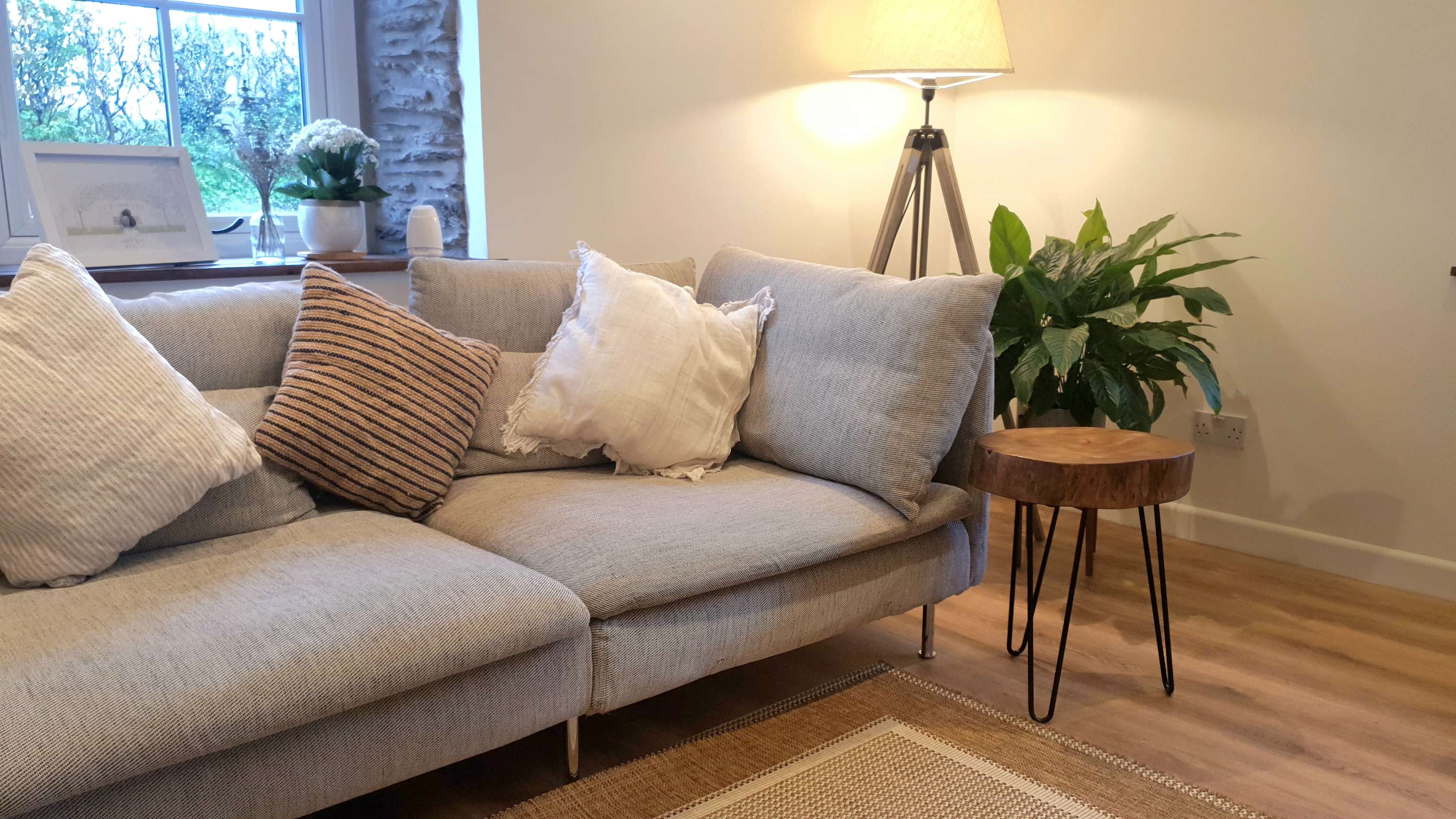 Ash Wood Round Chunky Coffee Table
