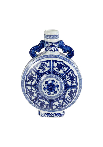 Blue and white porcelain cara imperial medallion vase with dragon motifs and dual handles for decorative display