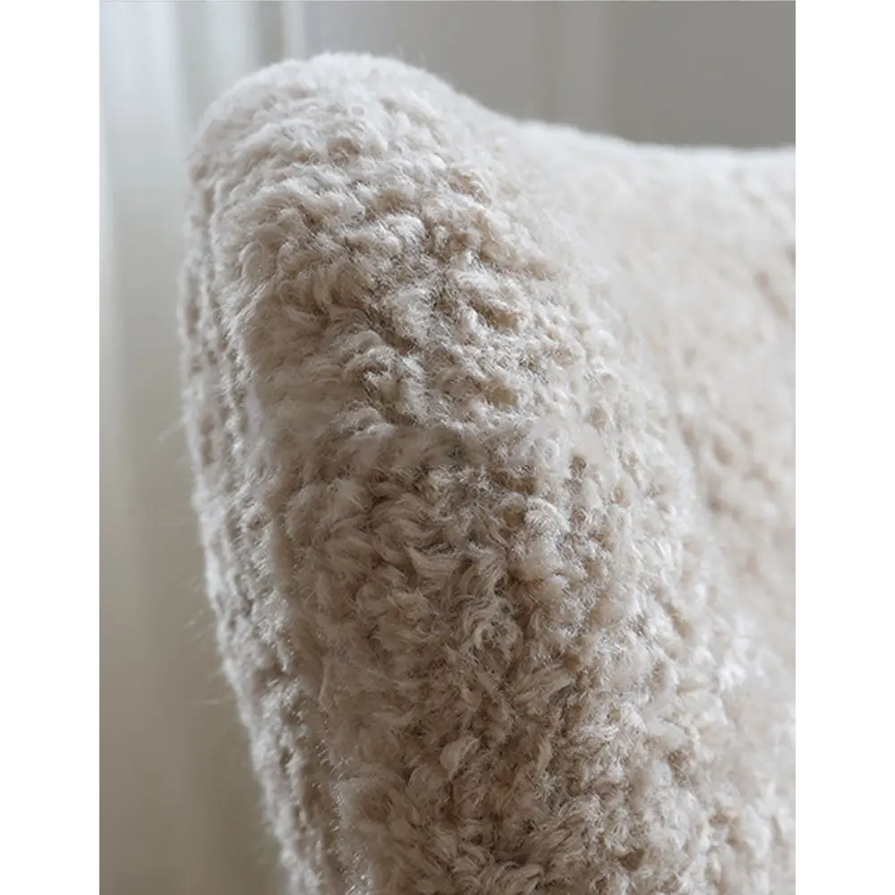 Classical Little Fitz Lounge Chair, Short Hair｜ DC Concept