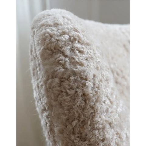 Classical Little Fitz Lounge Chair, Short Hair｜ DC Concept