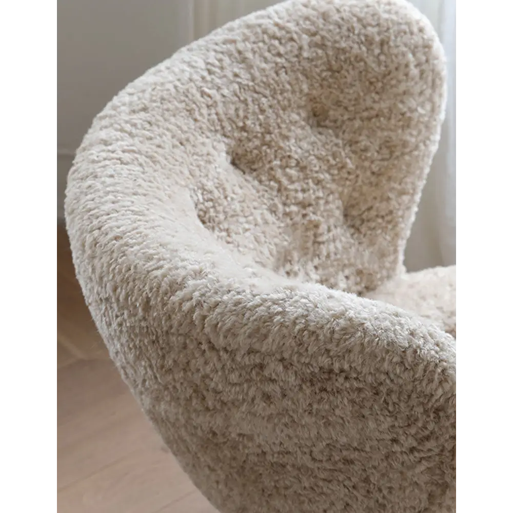 Classical Little Fitz Lounge Chair, Short Hair｜ DC Concept