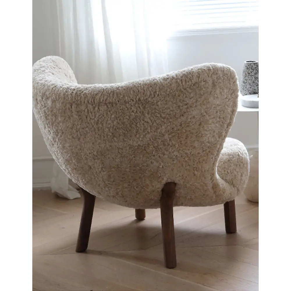 Classical Little Fitz Lounge Chair, Short Hair｜ DC Concept