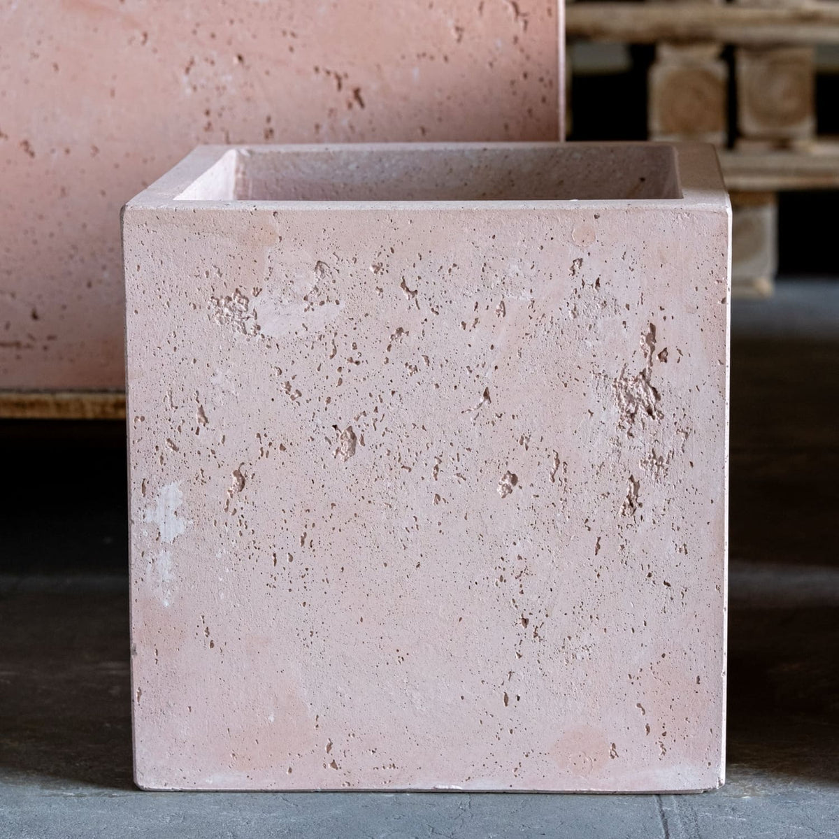 Cubrosa | Blushstone – 20cm Square Concrete Planter – 4L Cube Plant Pot