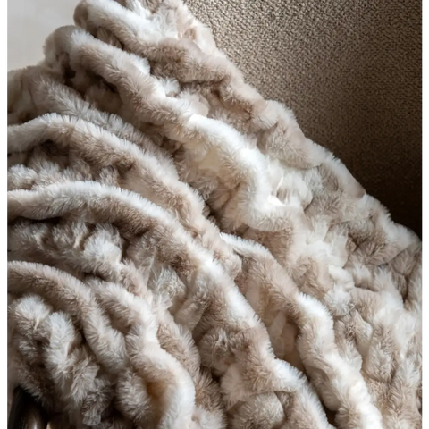 Deco Ruched Throw 170 cm x 130 cm Rabbit - throw