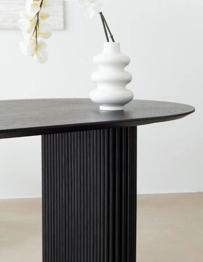 Ivar Oval Dining Table, Solid Wood｜ DC Concept