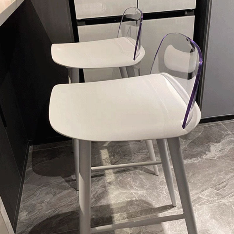 Yves Nordic Bar Stool, Woonden Leg