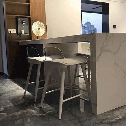 Yves Nordic Bar Stool, Woonden Leg